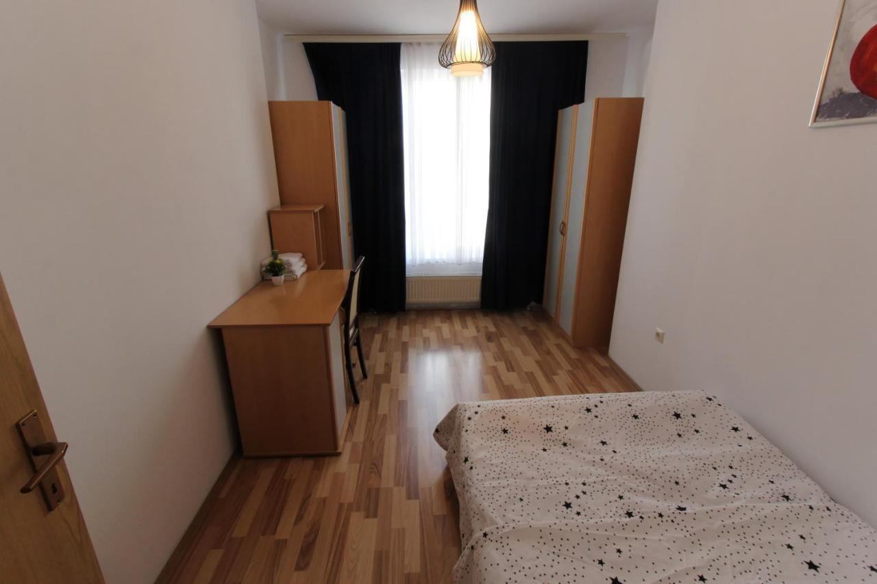 Kasumi Apartment Pristina Eksteriør billede